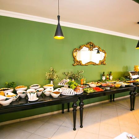 Cevik Palace Otel Antalia Esterno foto